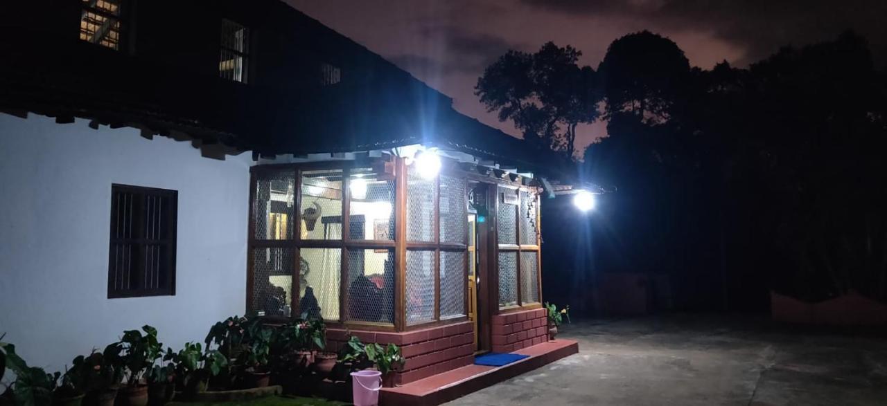 Sardar Bahadur'S Heritage Bungalow Estate Stay Napoklu Экстерьер фото